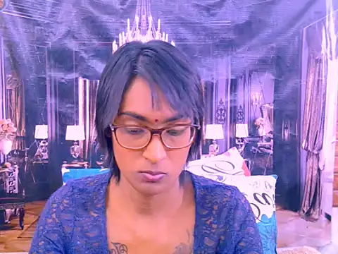 IndianRebel4u2Luv Adlı Modelin Canlı XXX Sohbeti