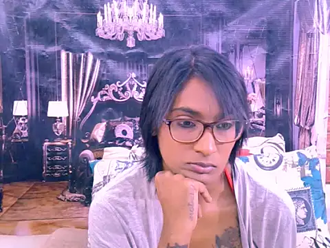IndianRebel4u2Luv's Live XXX Chat