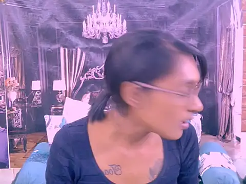 IndianRebel4u2Luv's Live XXX Chat