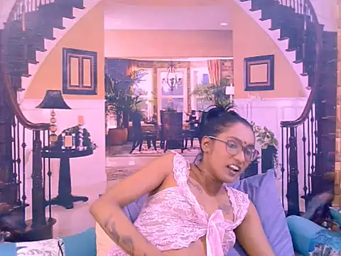 Czat XXX na żywo – IndianRebel4u2Luv