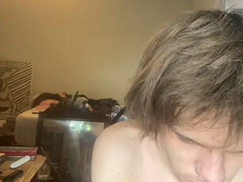 XanderOzzz webkamerás műsora