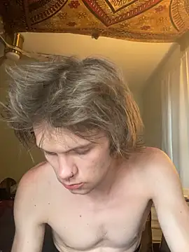 XanderOzzz webkamerás műsora