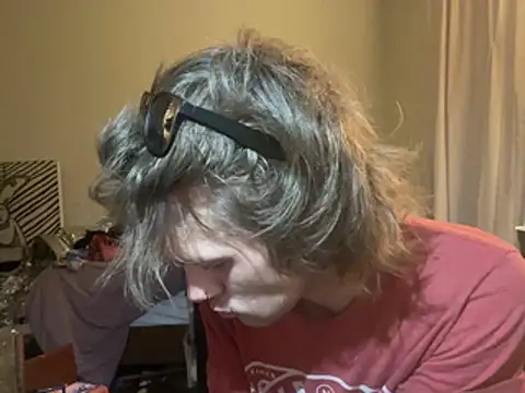 XanderOzzz Pertunjukan Webcam