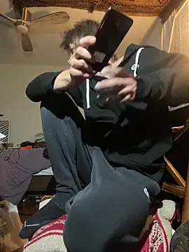 XanderOzzz Show in webcam