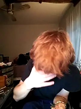 הופעת וובקאם של XanderOzzz