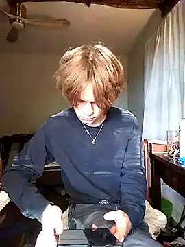 XanderOzzz Pertunjukan Webcam