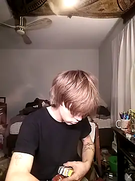 XanderOzzz webkamerás műsora