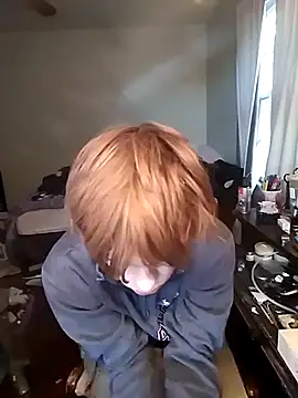 XanderOzzz Show in webcam