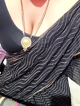 Tamil-riya Live XXX-Chat