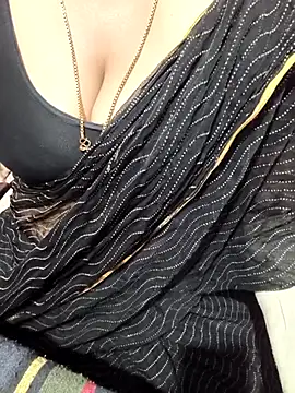 Saritha-09's Live XXX Chat