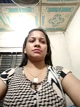 Payel_50's Webcam Show