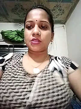Show modela Payel_50 na web-kameri