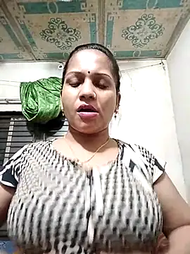 Payel_50 Show in webcam