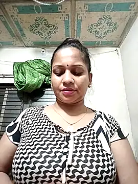Payel_50's Webcam Show