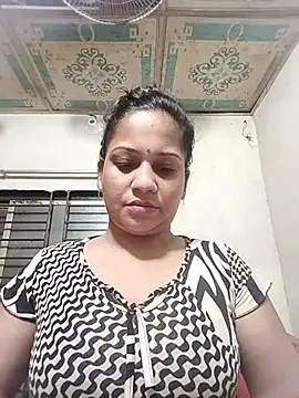 Payel_50's Webcam Show