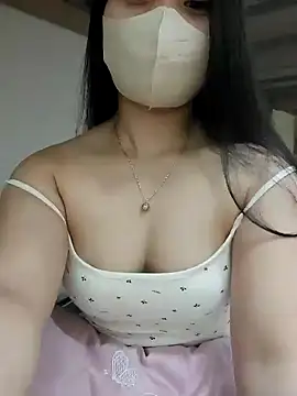 Laurie369 Show Webcam