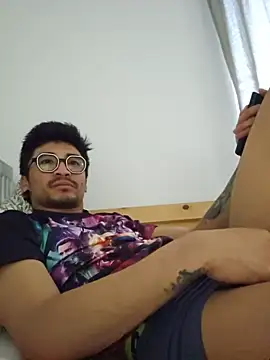 Lokomo32 Webcamshow