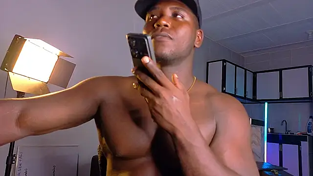 Show modela JothaFit na web-kameri