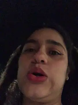 crystaldarliing's Live XXX Chat