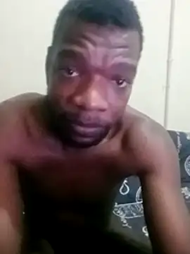 TrufflethaDonn Webbikameraesitys