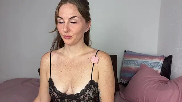 RomyOmega's Webcam Show