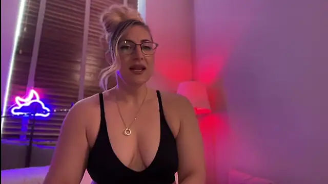 MistresssX's Webcam Show