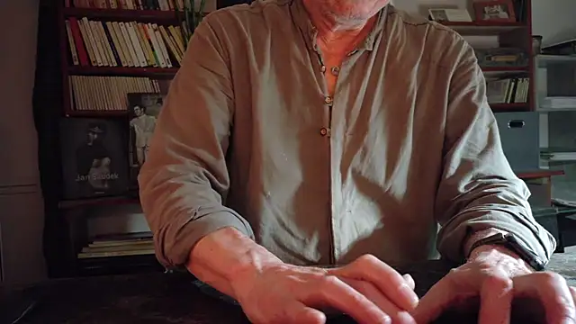 Pokazy przed kamerką – yvanbonar