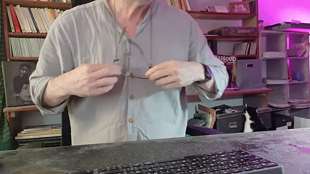 yvanbonar's Webcam Show