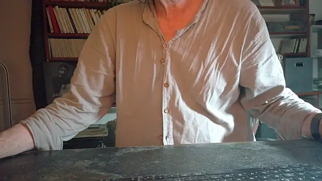 yvanbonar Adlı Modelin Web Kamerası Şovu