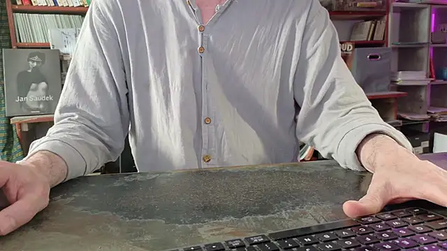 yvanbonar webcam show