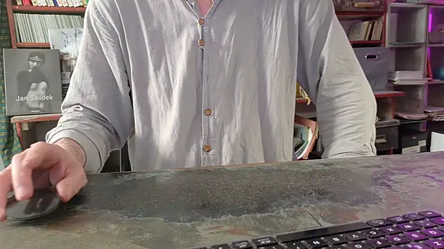 yvanbonar's Webcam Show
