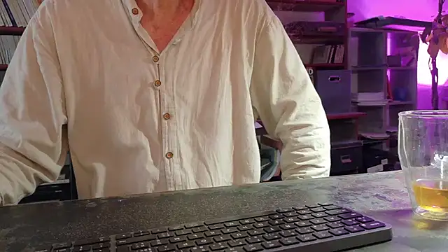 yvanbonar's Webcam Show