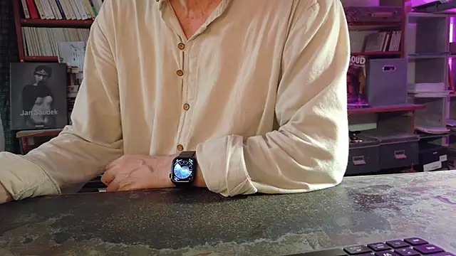 הופעת וובקאם של yvanbonar