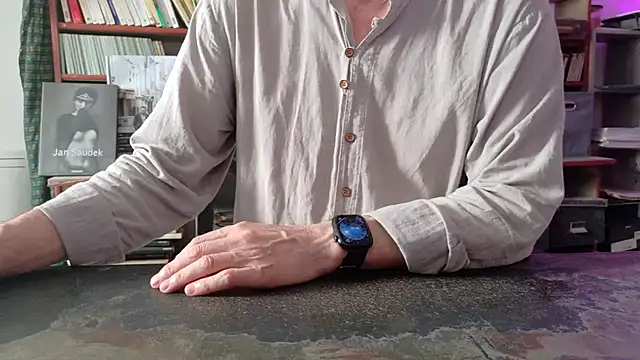 yvanbonar Show in webcam