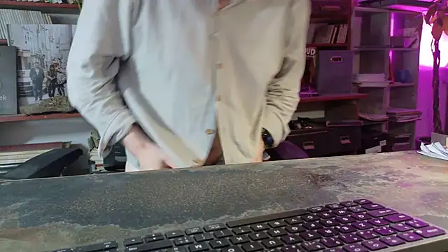 yvanbonar's Webcam Show