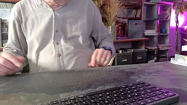yvanbonar webcam show