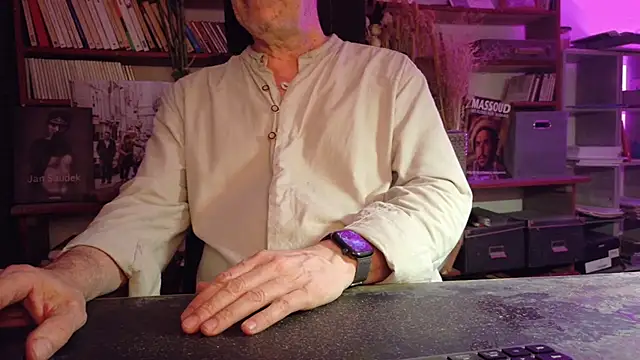 yvanbonar webcam show
