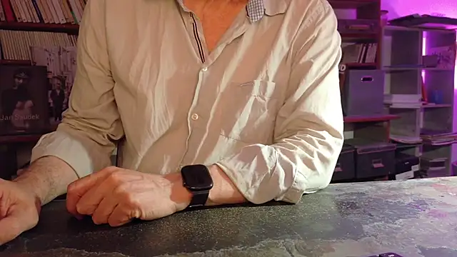 הופעת וובקאם של yvanbonar