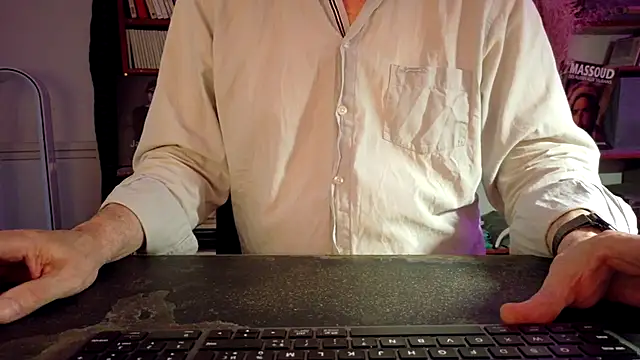 Pertunjukan Kamera Web yvanbonar