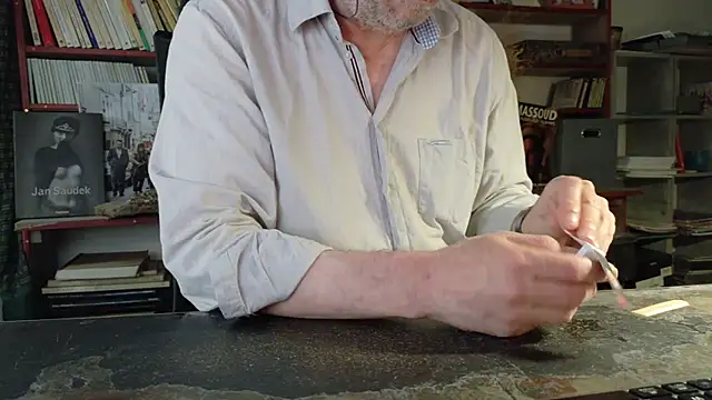הופעת וובקאם של yvanbonar