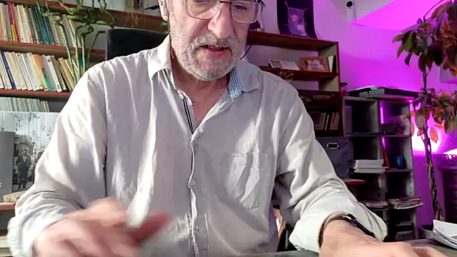 yvanbonar Webcam Show