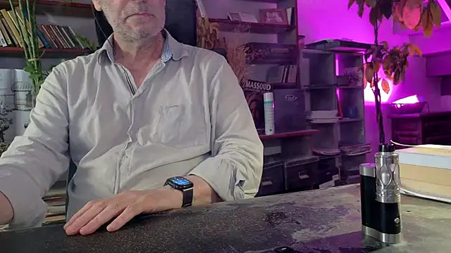 yvanbonar's Webcam Show