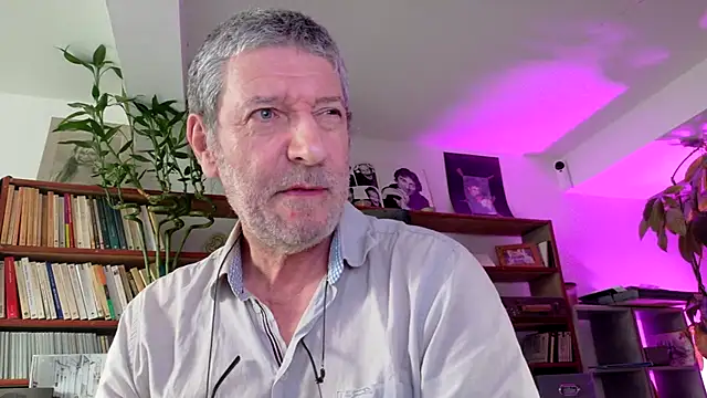 yvanbonar webcam show