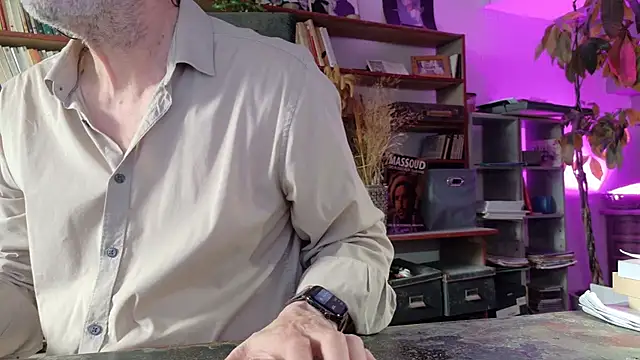 yvanbonar Webcam Show
