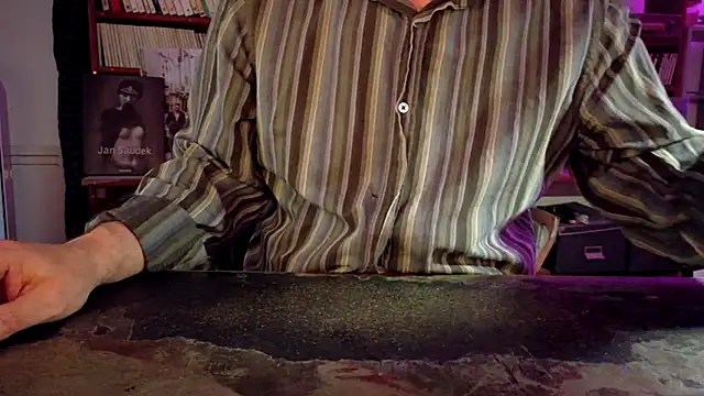 yvanbonar's Webcam Show