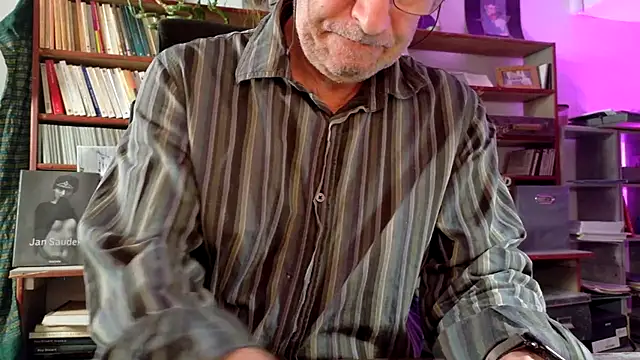 yvanbonar Show in webcam
