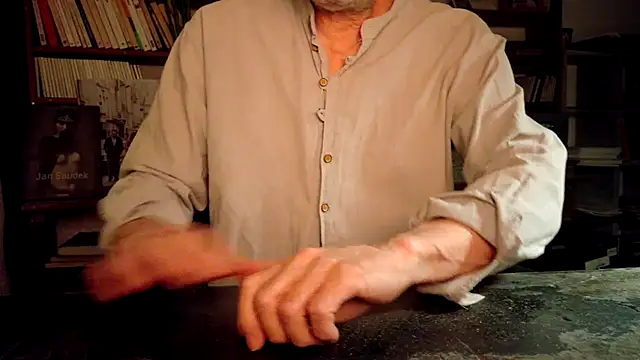 הופעת וובקאם של yvanbonar