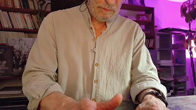הופעת וובקאם של yvanbonar