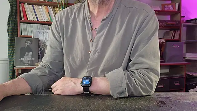 yvanbonar Show in webcam