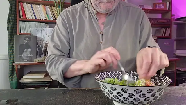 Pokazy przed kamerką – yvanbonar